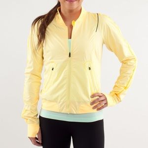 Lululemon athletica yellow windbreaker